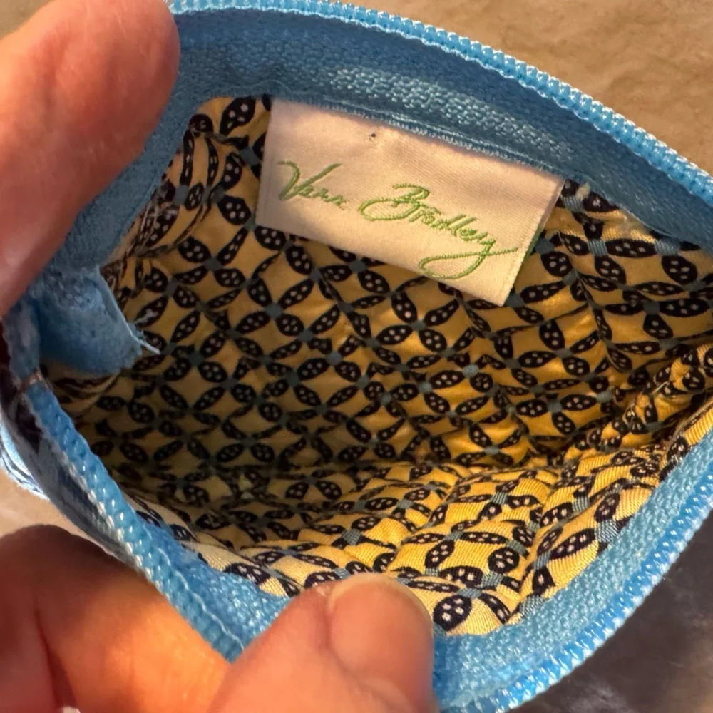 Vera Bradley Blue White Floral Quilted Cosmetic Coin Pouch